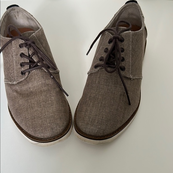 Toms  Preston Men’s Lace Up Canvas Oxfords - Picture 1 of 9
